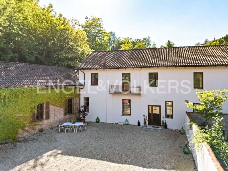Casa de campo en Castagnole Monferrato