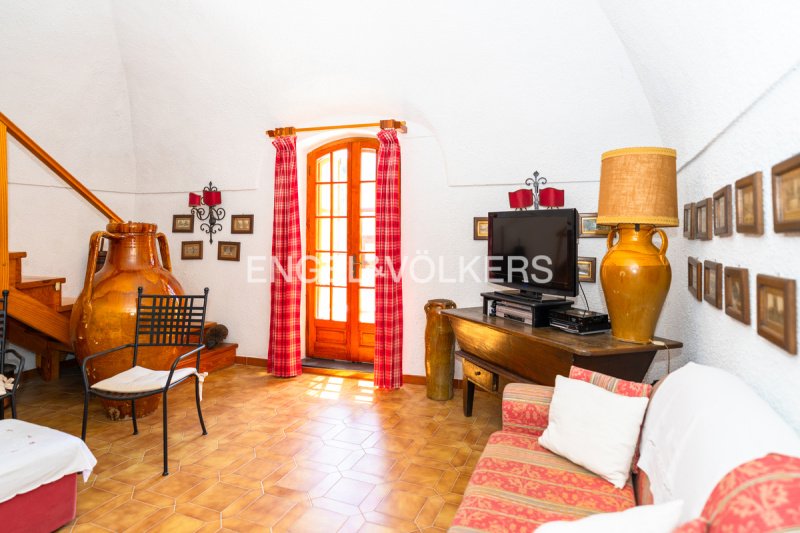Villa i Castelbianco