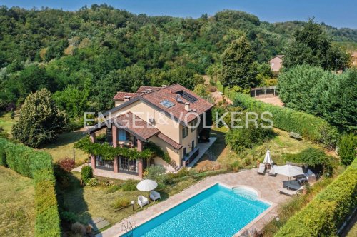Country house in San Damiano d'Asti