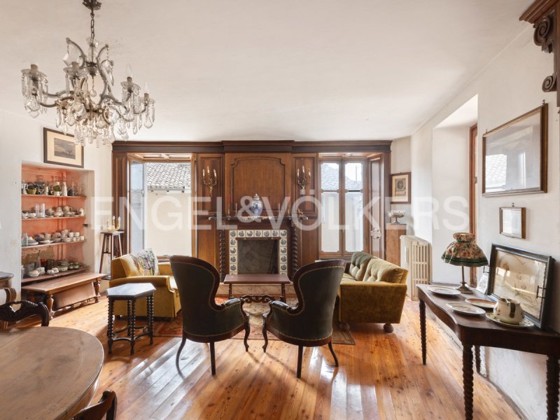 Half-vrijstaande woning in Montemagno Monferrato