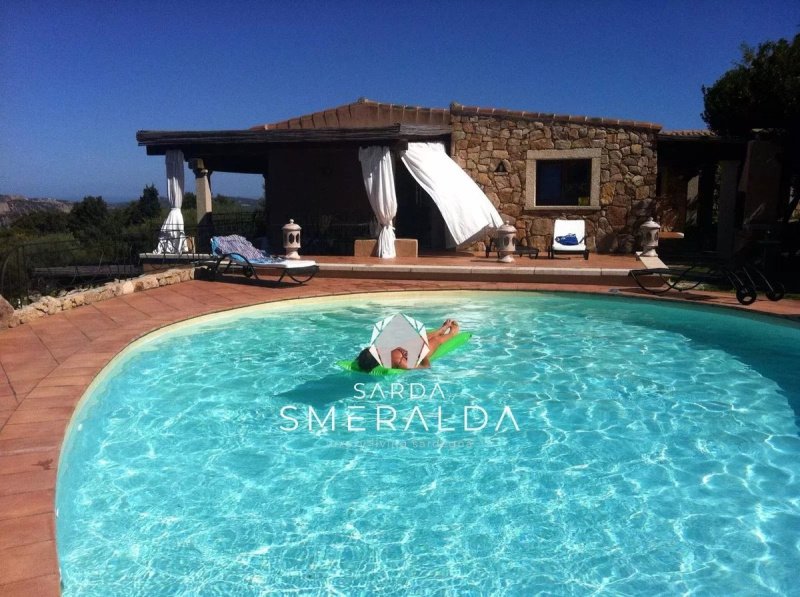 阿尔扎凯纳别墅