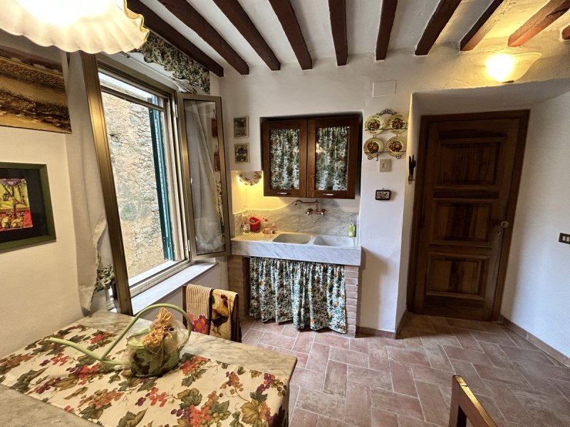 Historisches Appartement in Chianni