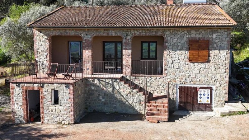 Landhaus in Chianni