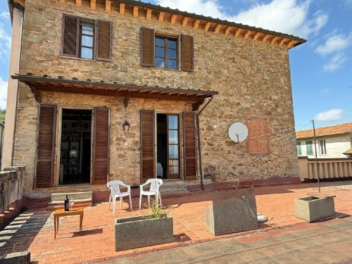 Apartamento en Chianni