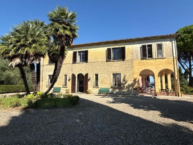 Villa en Crespina Lorenzana