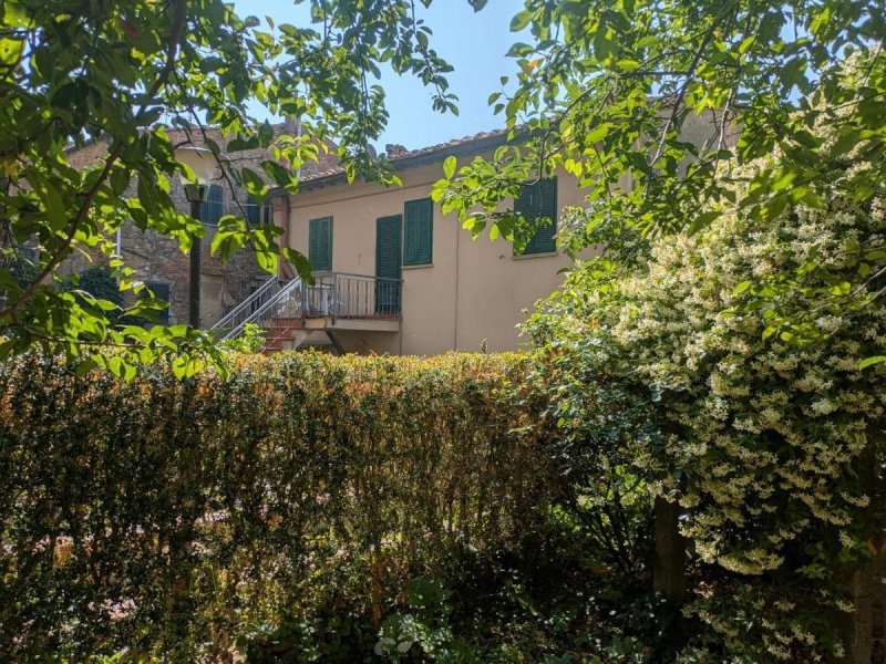 Apartamento en Volterra