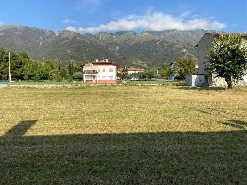 Terrain à bâtir à Aviano