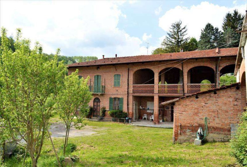 Cabaña en Sale delle Langhe