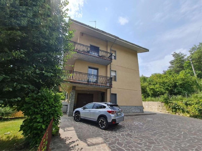 Casa semi-independiente en Sale delle Langhe
