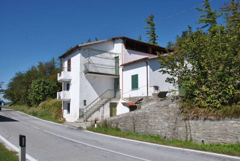 Detached house in Sale San Giovanni