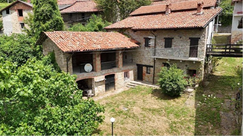 Bauernhaus in Sale delle Langhe