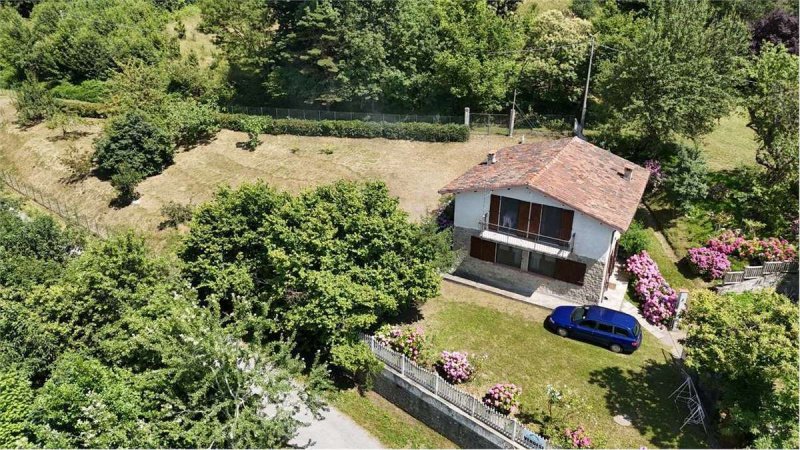 Casa independiente en Sale delle Langhe