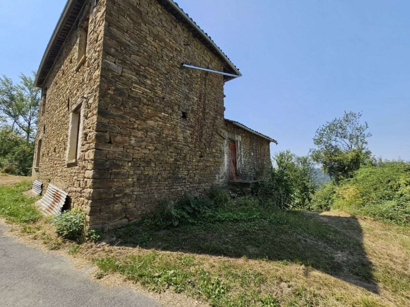 卡斯泰利诺塔纳罗房屋