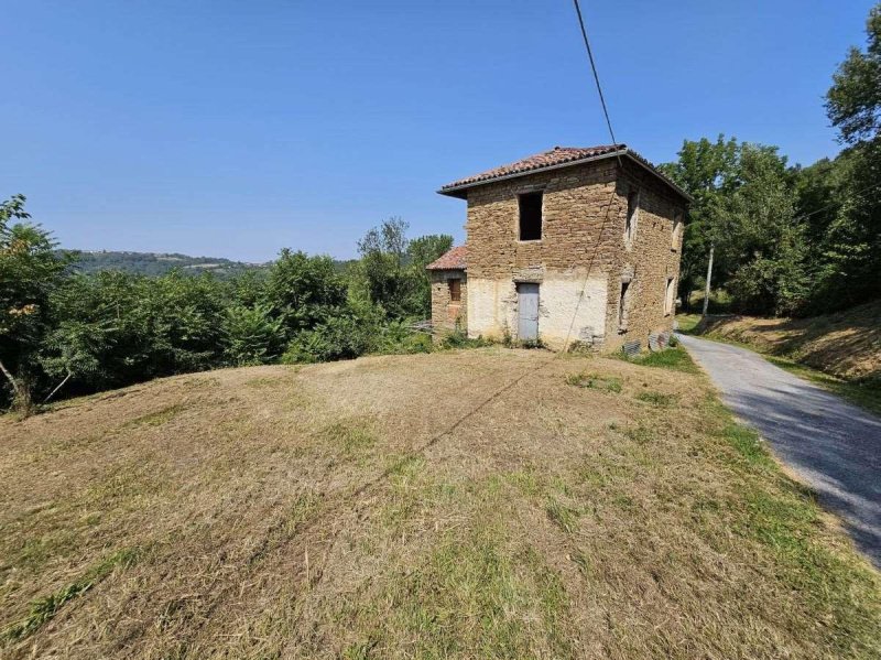 卡斯泰利诺塔纳罗房屋