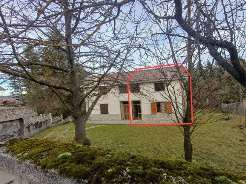 Doppelhaushälfte in Montezemolo