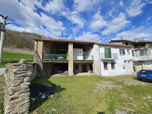 Half-vrijstaande woning in Castellino Tanaro