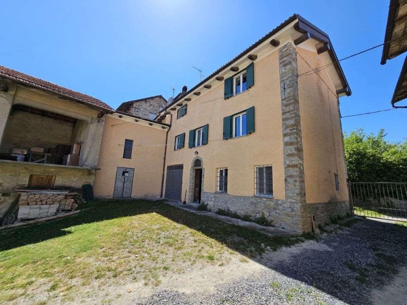 Einfamilienhaus in Camerana