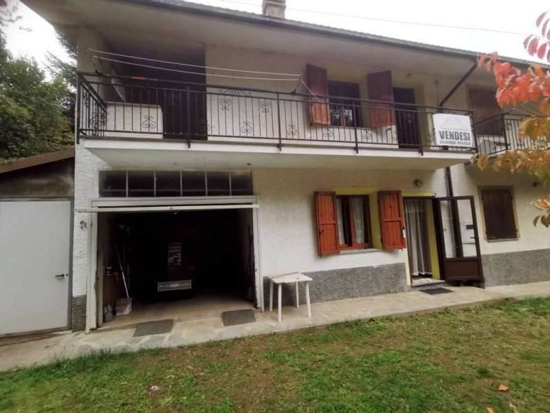Casa semi-independiente en Viola