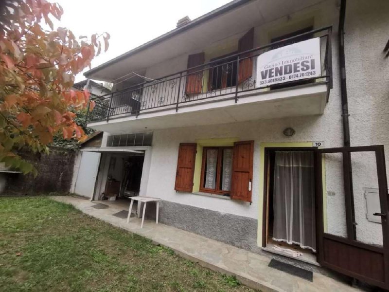 Casa semi-independiente en Viola