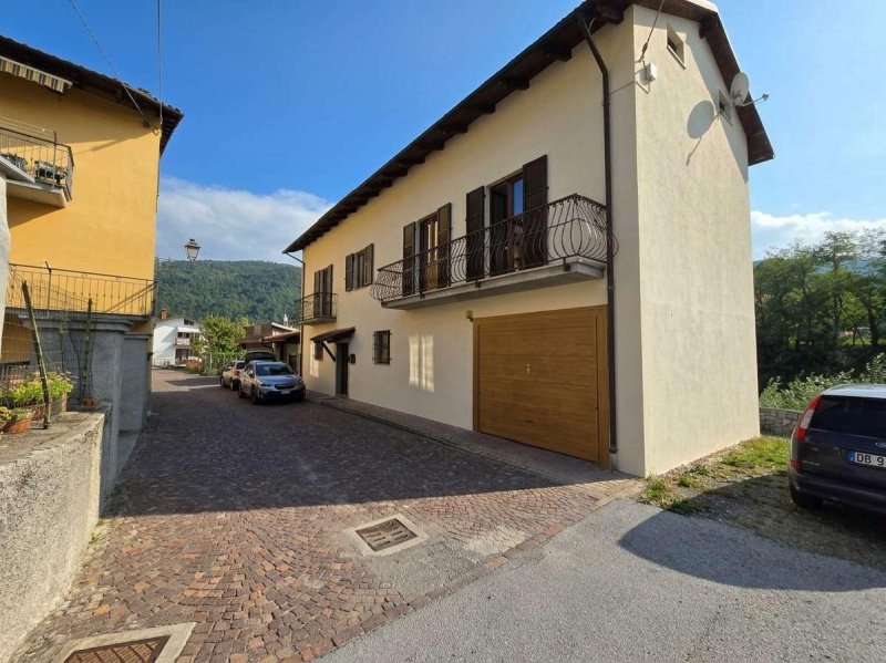 Casa indipendente a Nucetto
