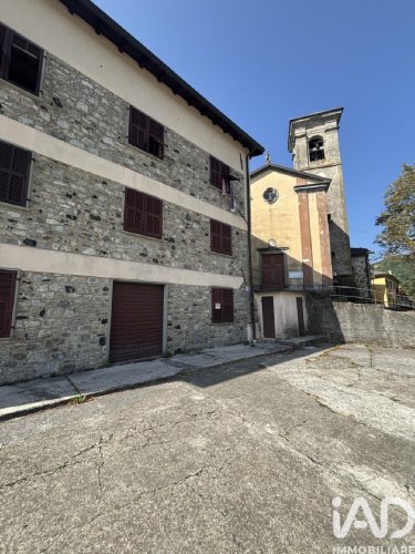 Palais à Zeri