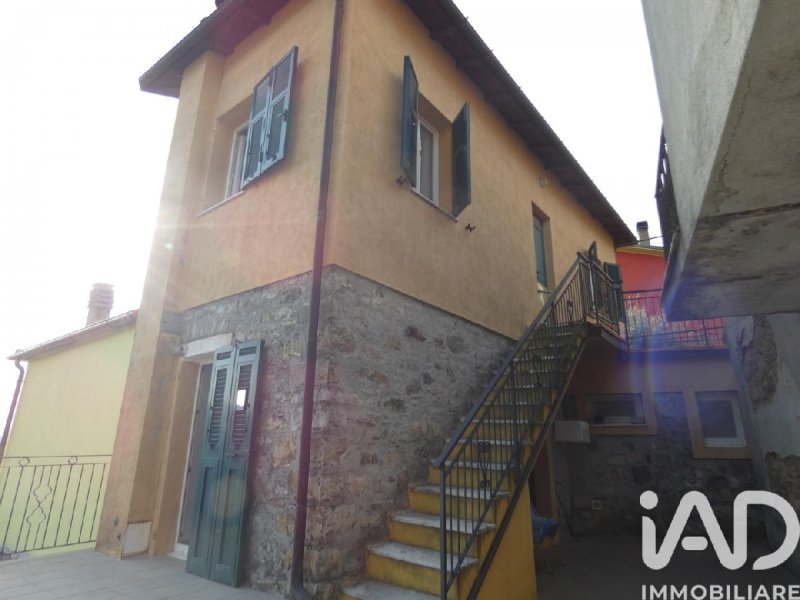 Vrijstaande woning in Rocchetta di Vara