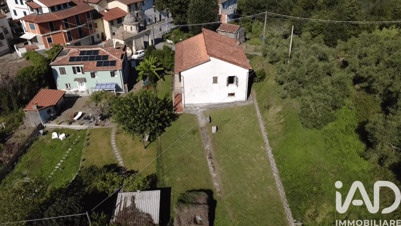 Moradia em Borghetto di Vara