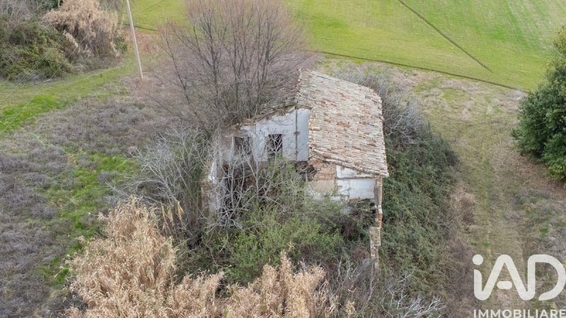 Huis op het platteland in Osimo