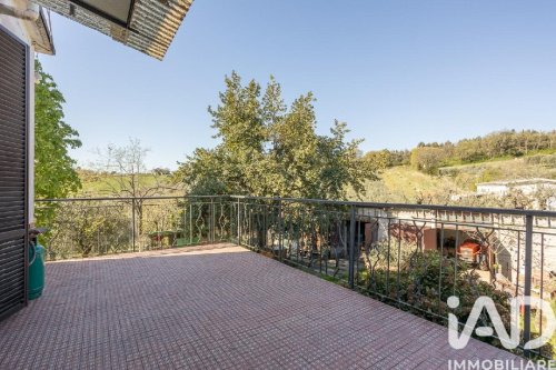 Detached house in Monte San Vito