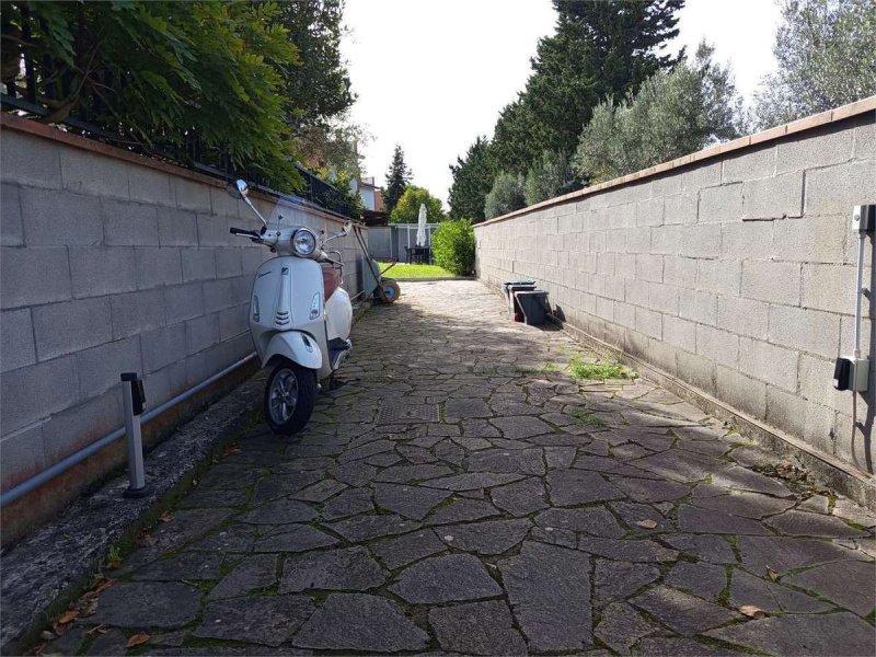 Casa adosada en Livorno