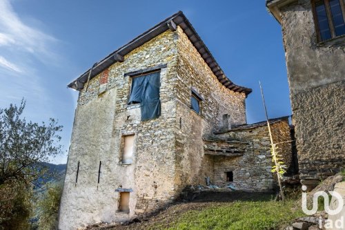 Casa de campo em Casanova Lerrone