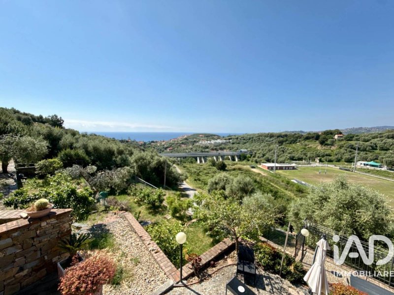 Villa in Imperia
