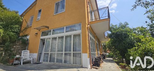 Вилла в Казанова-Лерроне