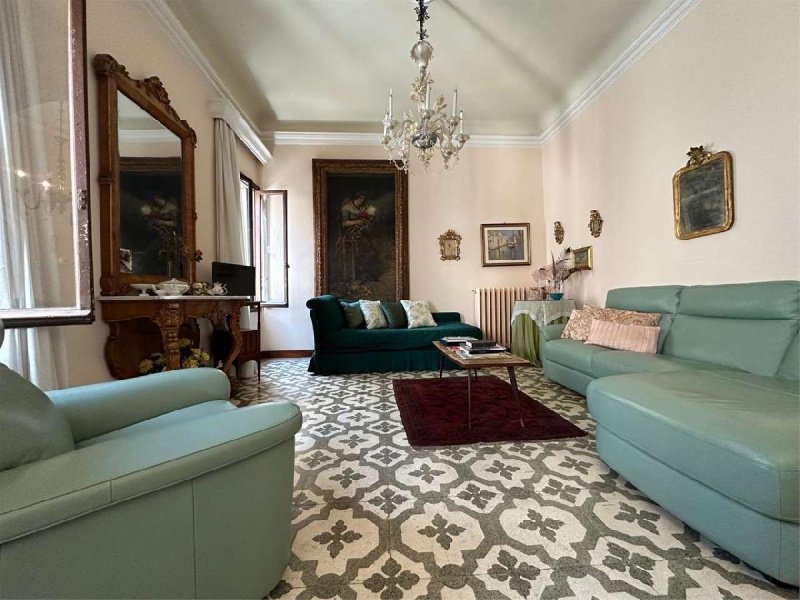 Apartamento em Veneza