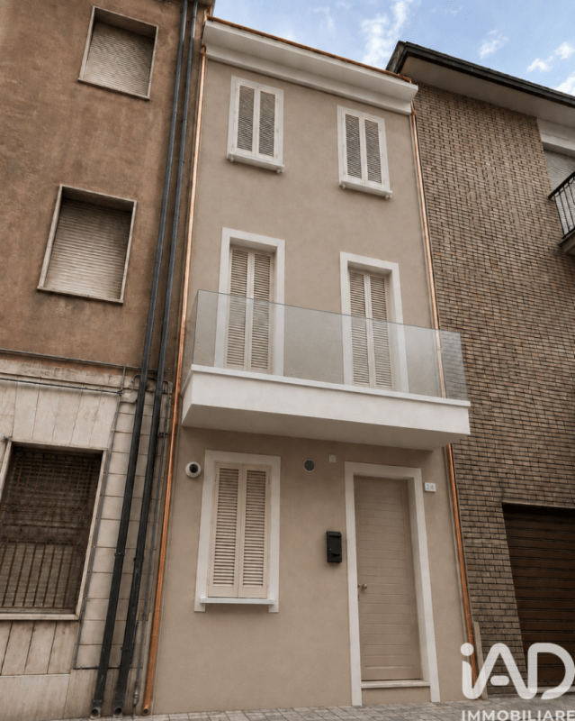 Casa independente em Civitanova Marche