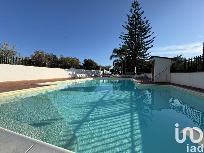 Вилла в Ното