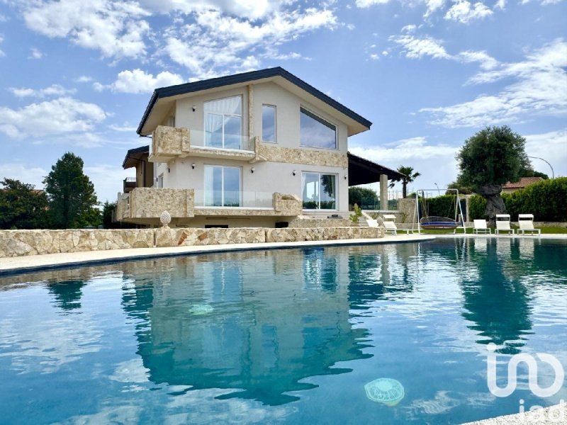 Villa à Avola
