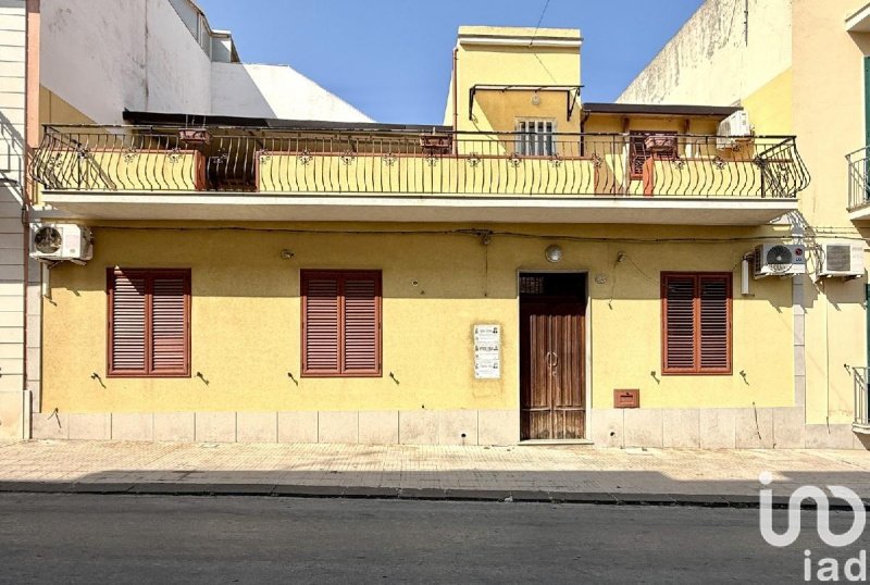 Vrijstaande woning in Avola