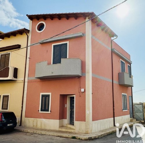 Vrijstaande woning in Avola