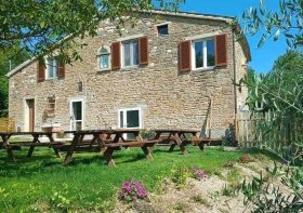 Maison individuelle à Serra San Quirico