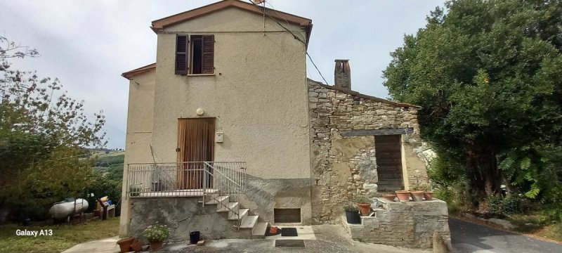 Country house in Arcevia