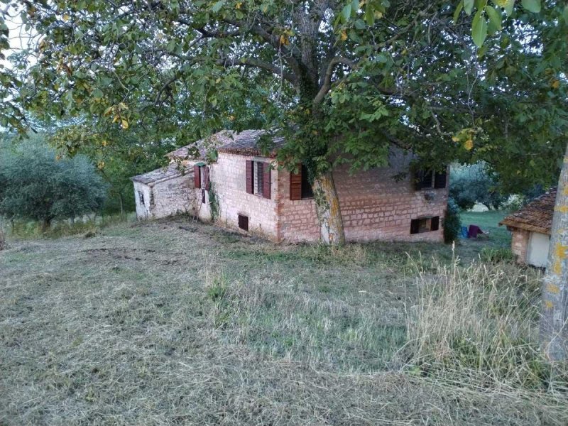 Casa de campo en Arcevia