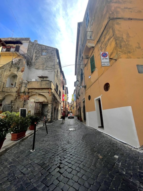 Apartamento histórico em Terracina