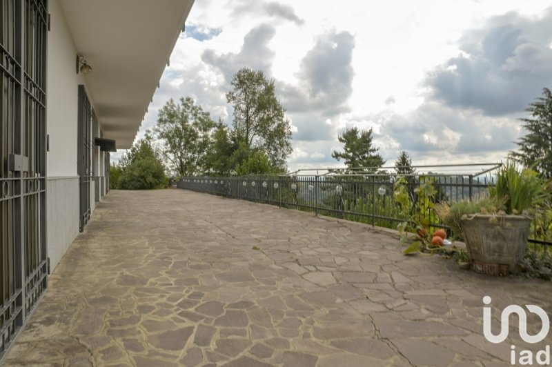 都灵堡半独立房屋