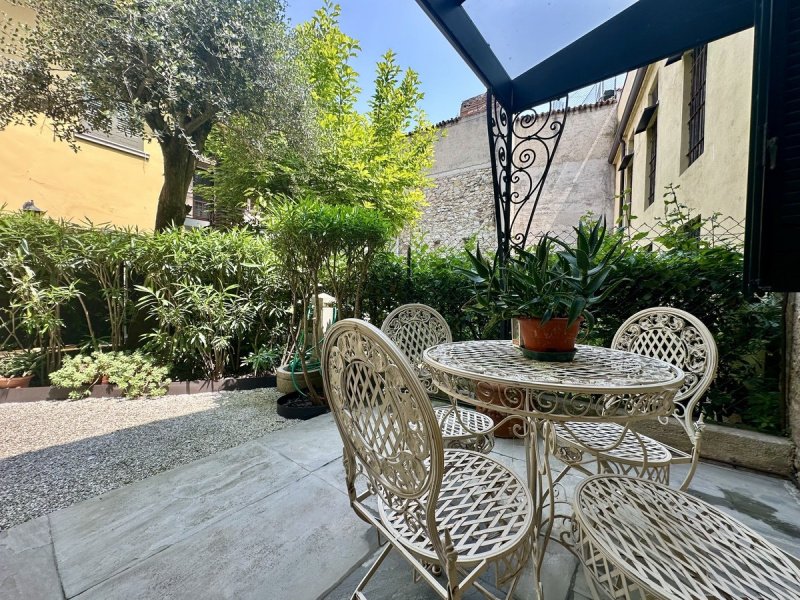 Appartamento indipendente a Desenzano del Garda