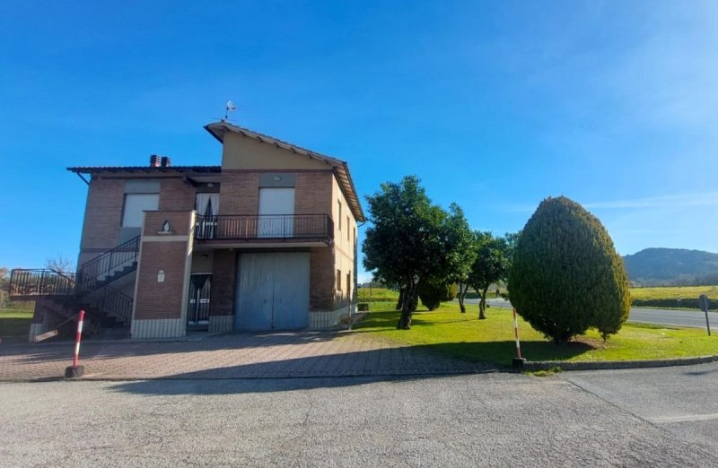 4 Bedrooms Detached house for sale in Sant'angelo In Vado [810111] | Gate-away®