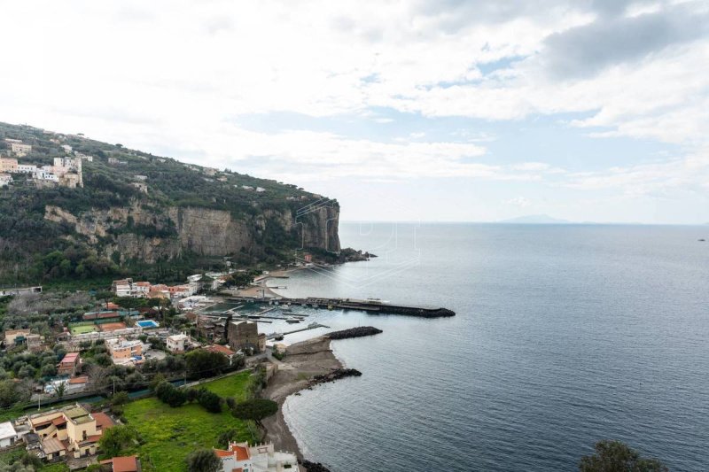 Palazzo a Vico Equense