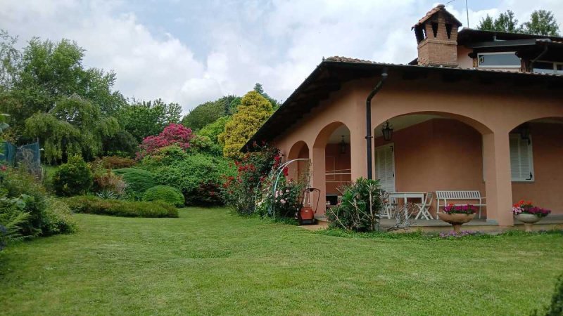 Villa a Zumaglia