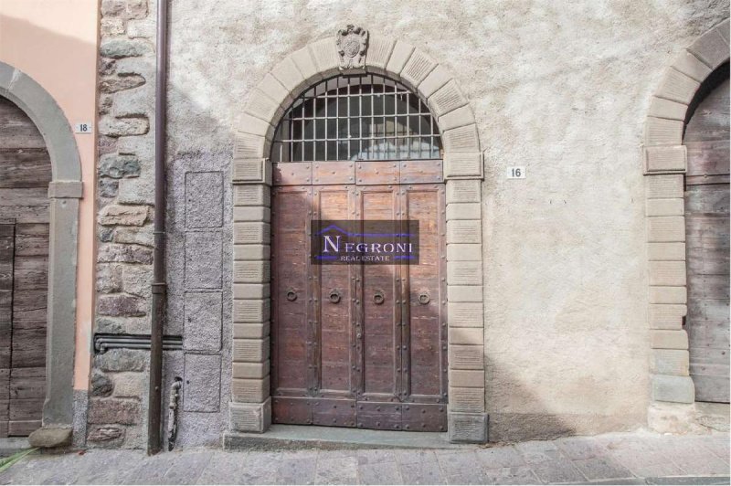 Zakelijk onroerend goed in Gromo