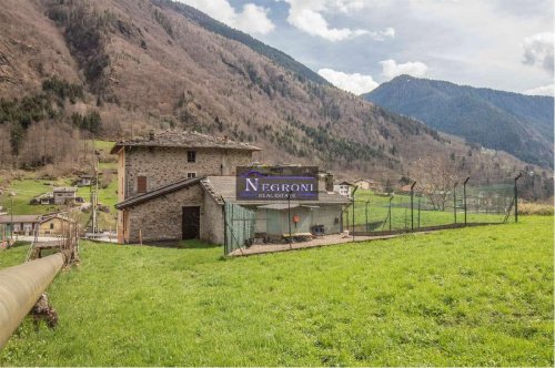 Half-vrijstaande woning in Gandellino